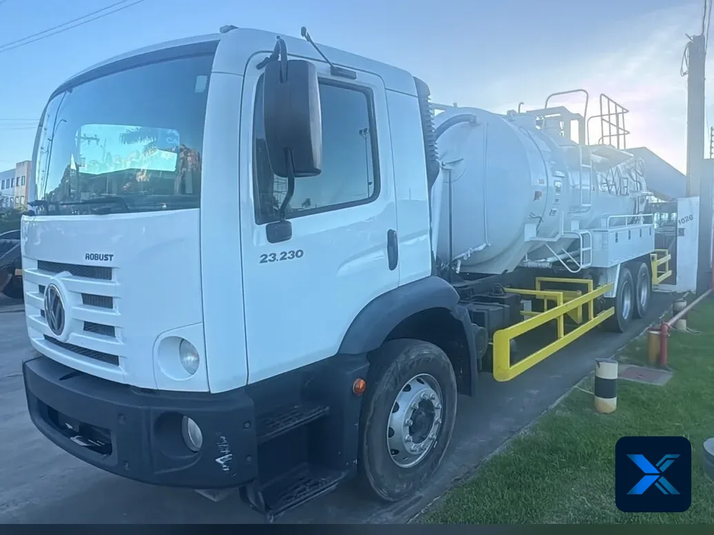 Volkswagen 23.230 com equipamento combinado Sibravac